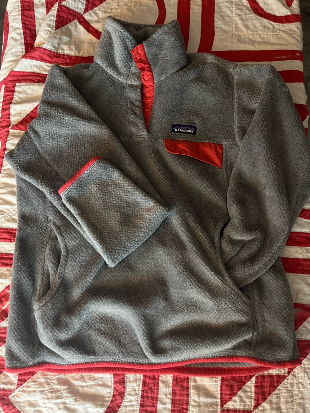 Patagonia Gray Fleece Quarter Button Up Pullover with Hot Pink Accents